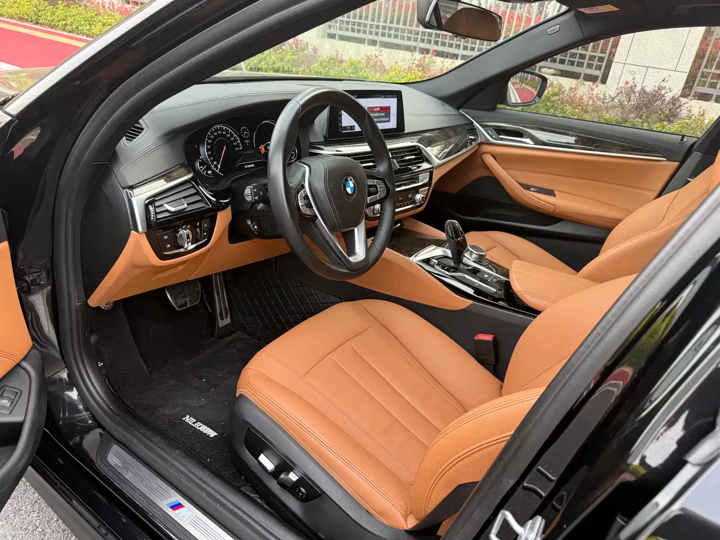 BMW 5 Series 2018 Facelift 530Li Leading M Sport Package фото 16