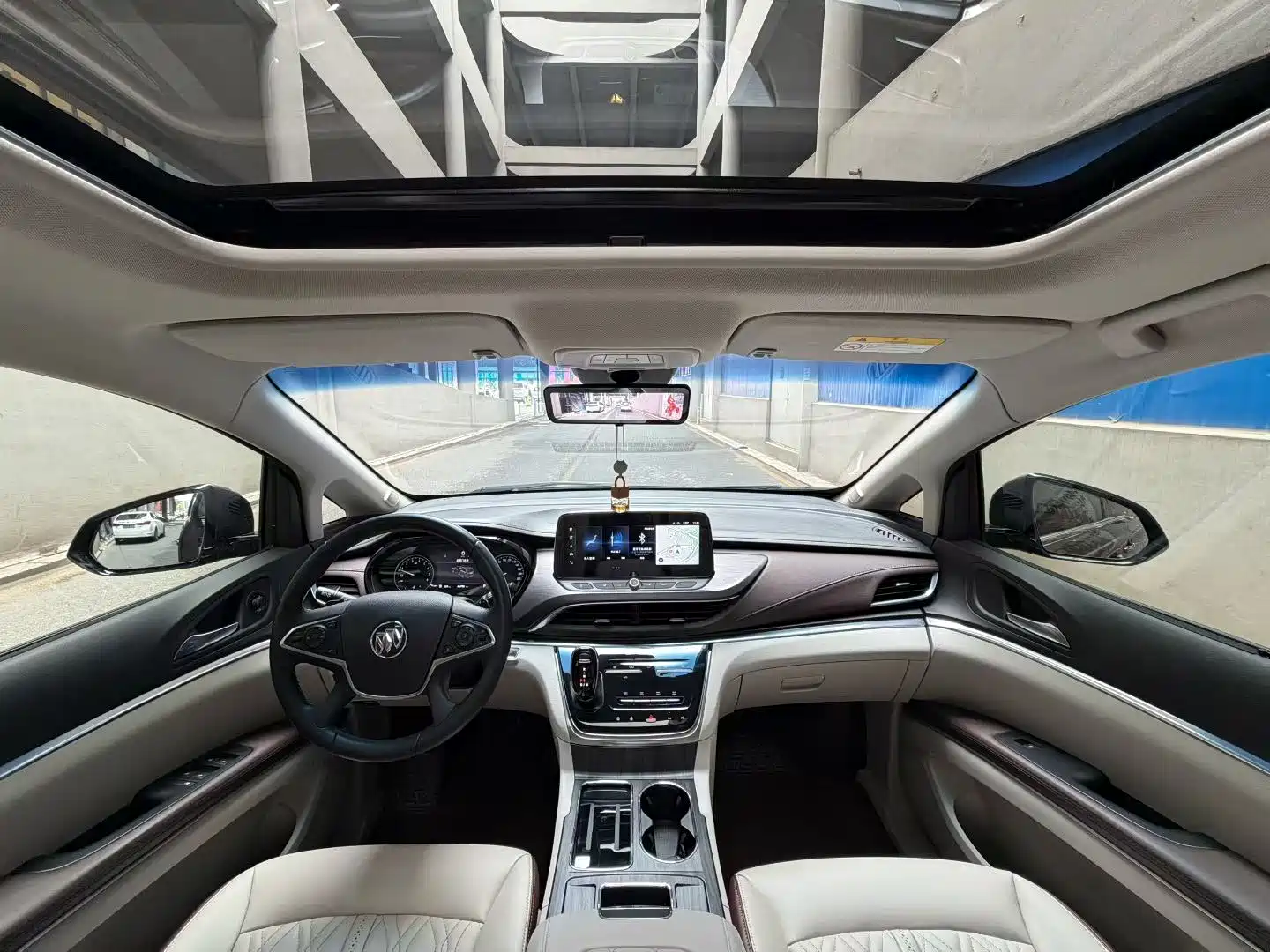 Фото 9 - Buick GL8