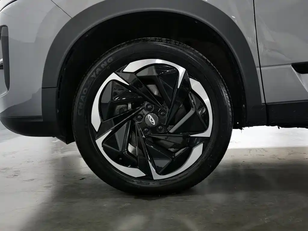 Фото 17 - Chery Tiggo 7 C-DM