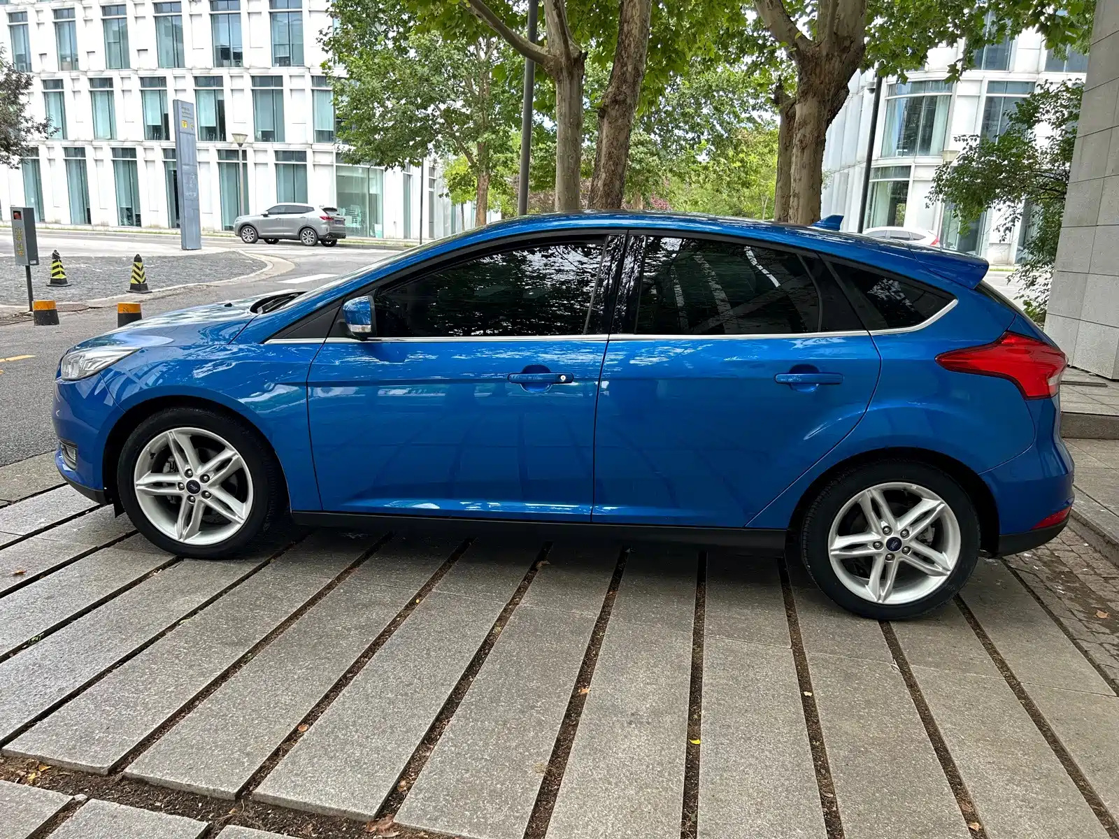 Фото 7 - Ford Focus