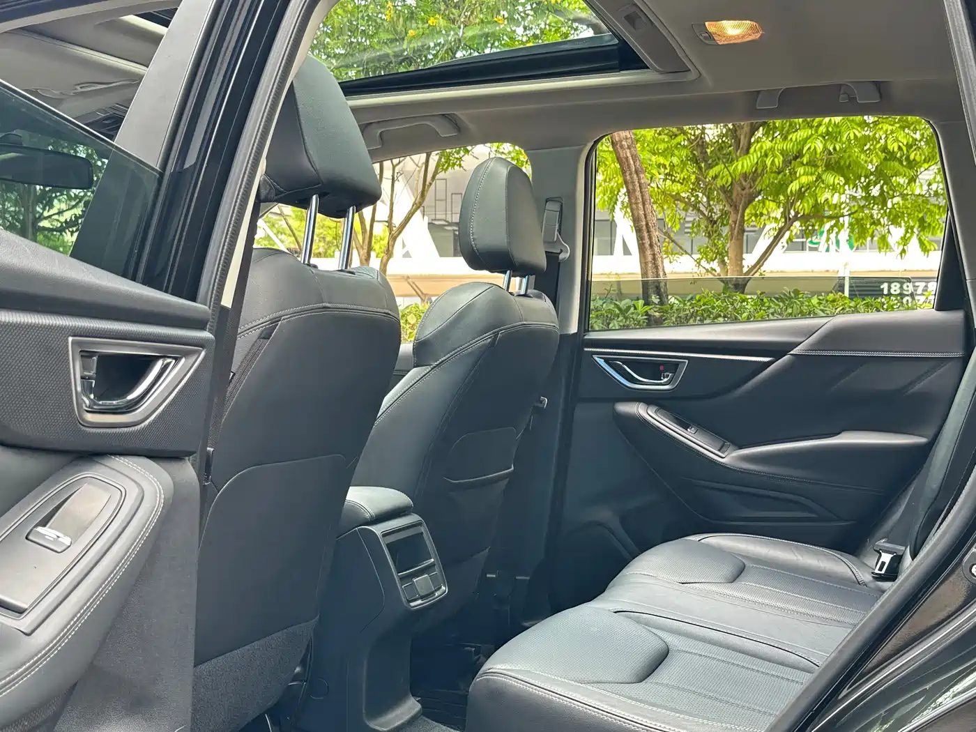 Subaru Forester 2019 2.0i Luxury Edition EyeSight фото 8