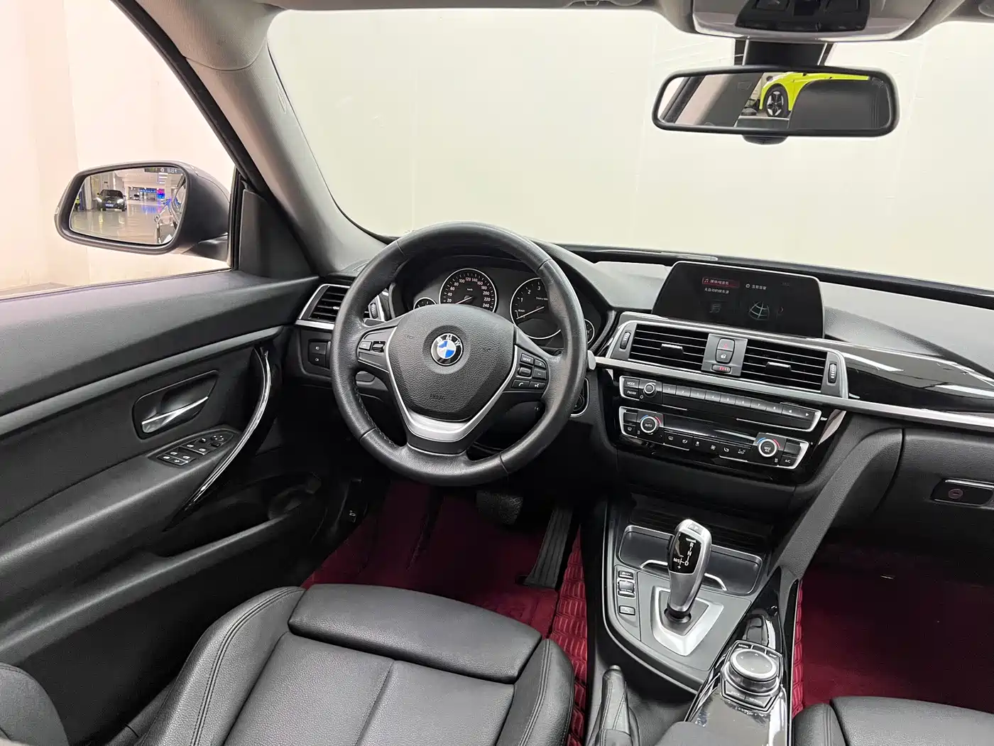 BMW 3 Series GT 2019 320i Fashion Model фото 22