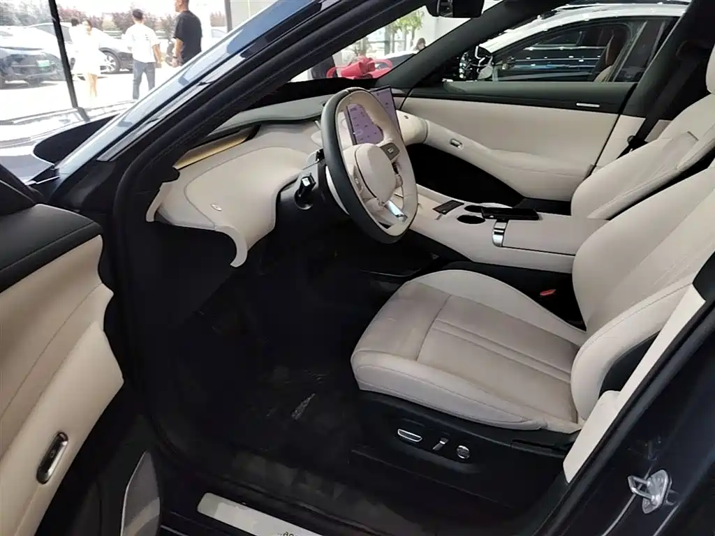 Xiaomi Auto Xiaomi YU7 2025 Extended Range RWD Edition фото 16