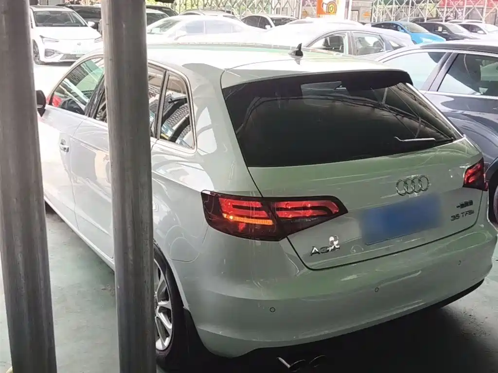 Audi A3 2016 Sportback 35 TFSI Progressive фото 5