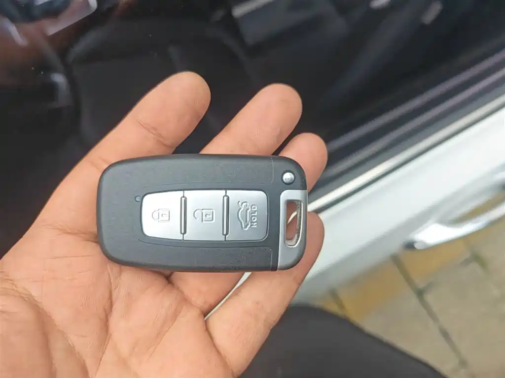 Kia K4 2014 1.8L Automatic DLX фото 9