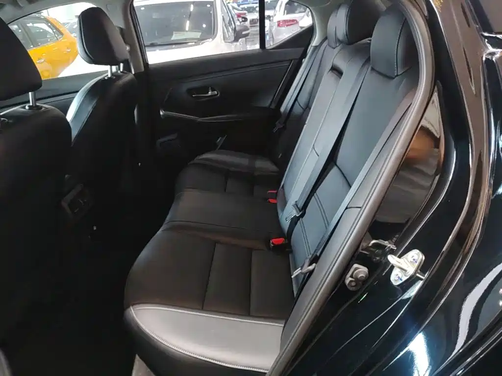 Nissan SYLPHY, миниатюра 17