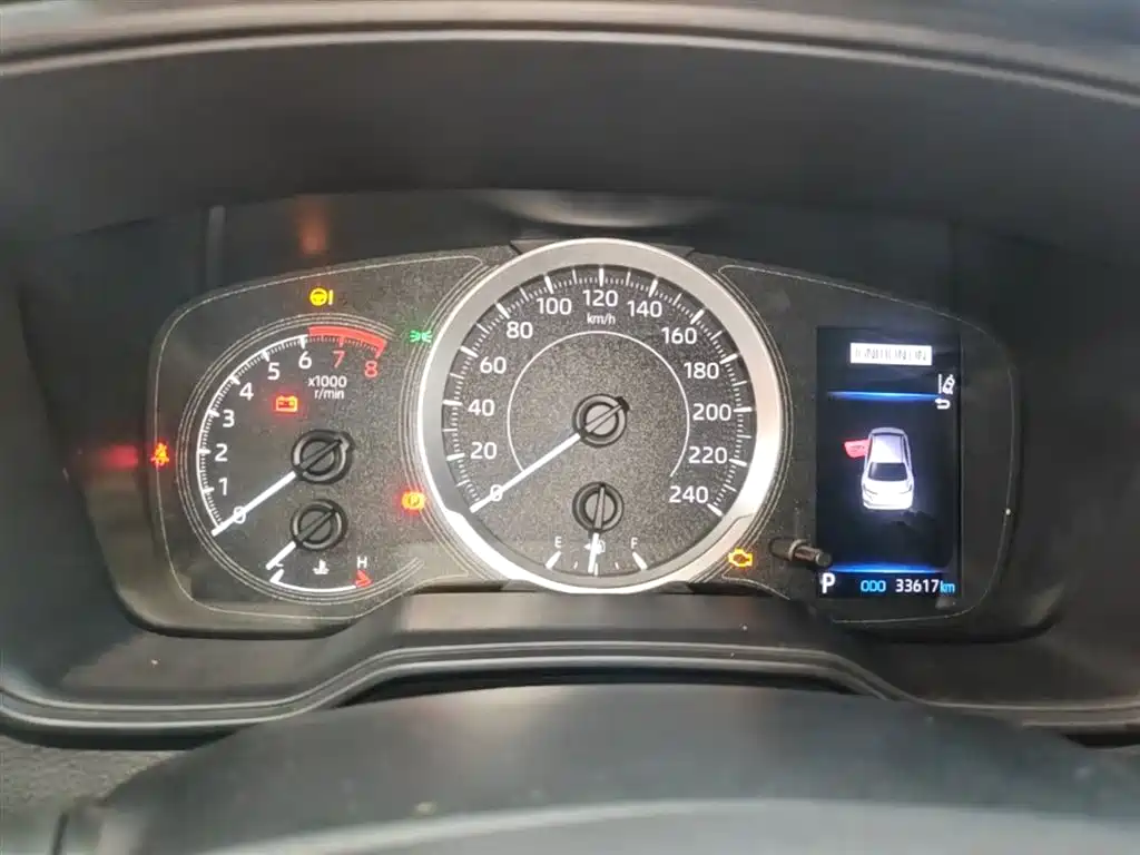 Toyota Corolla 2021 1.2T S-CVT Elite PLUS Edition фото 12