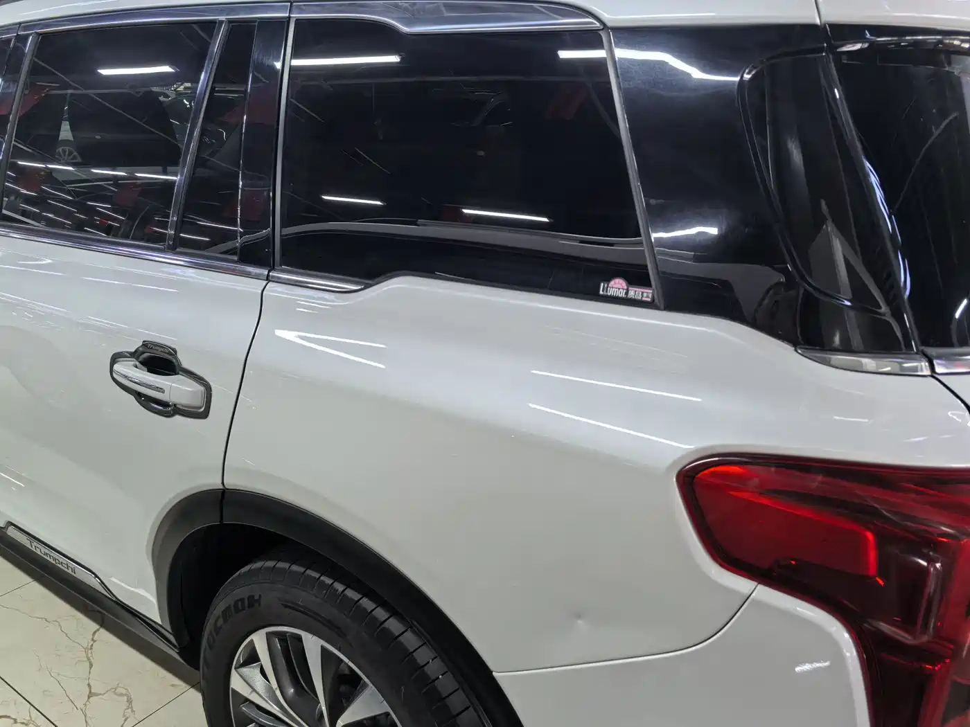GAC Trumpchi Trumpchi GS8 2017 320T 2WD Luxury Smart Connect (7-seater) фото 4
