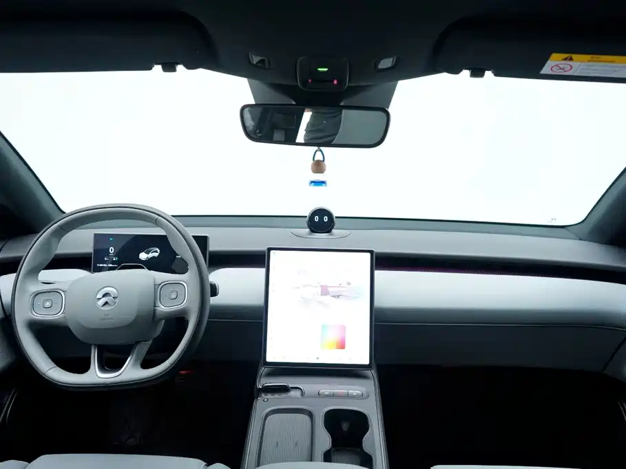 Фото 4 - NIO ET5T