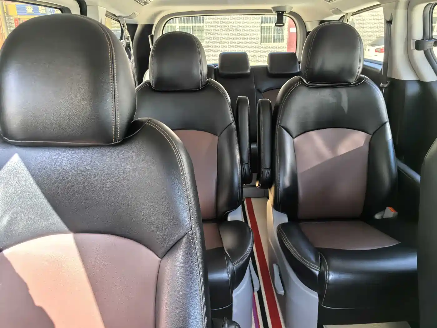 SAIC Maxus Maxus G10 2021 2.0T Automatic Elite Edition Gasoline 7-Seater фото 10