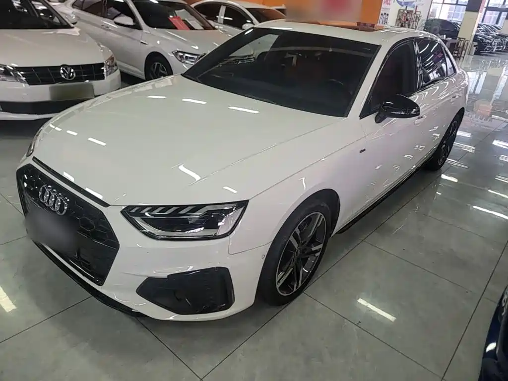 Audi A4L 2022 40 TFSI Luxury Dynamic