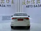 Photo 5 - Toyota Corolla