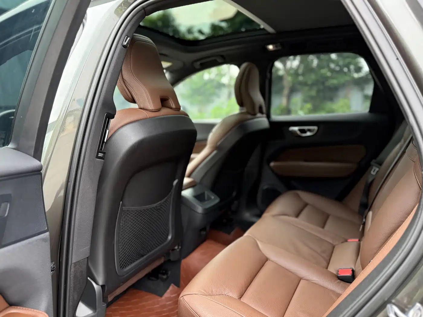 Фото 6 - Volvo XC60