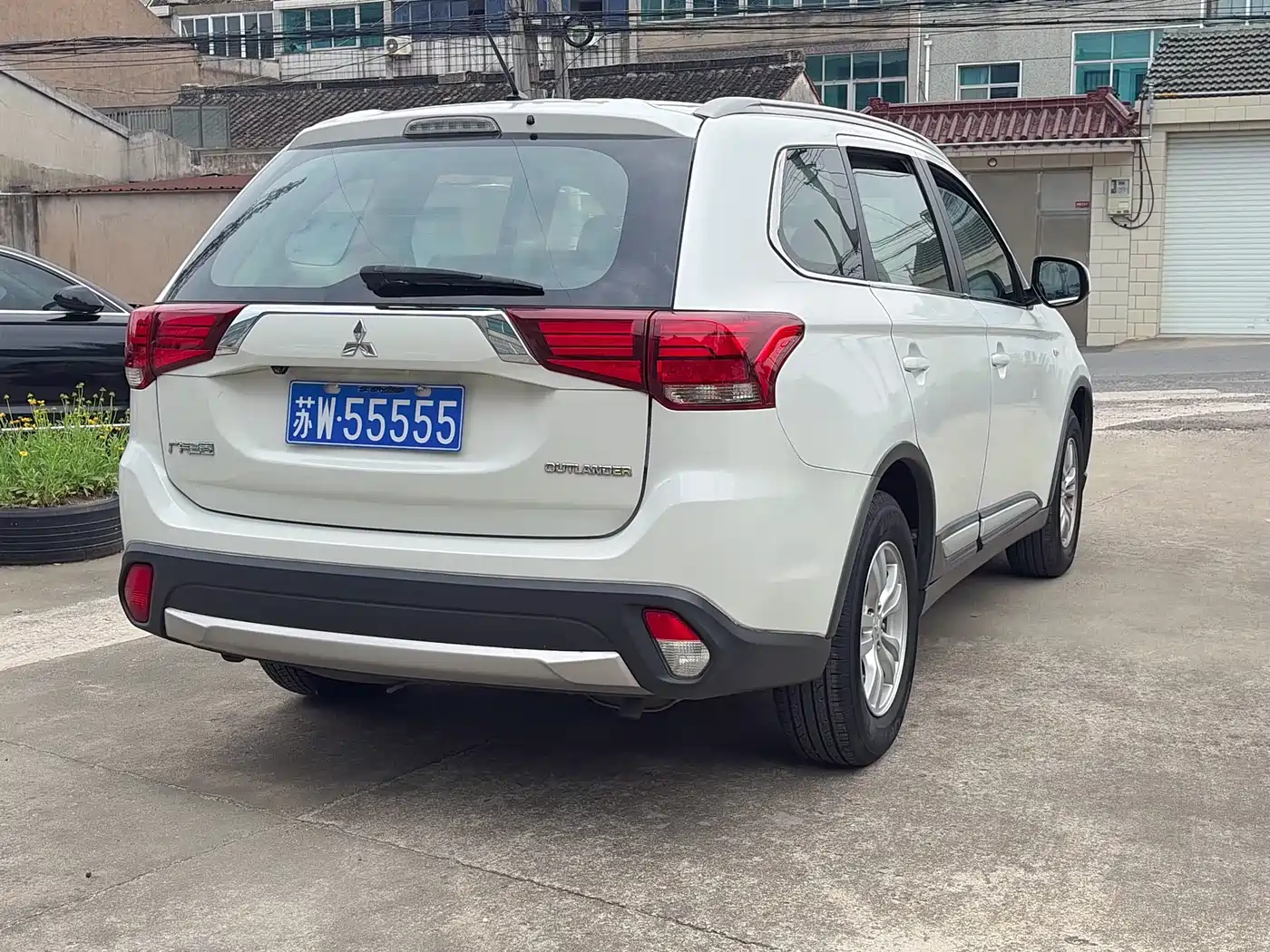 Mitsubishi Outlander 2016 2.0L 2WD Fashion Edition 5-seater фото 16