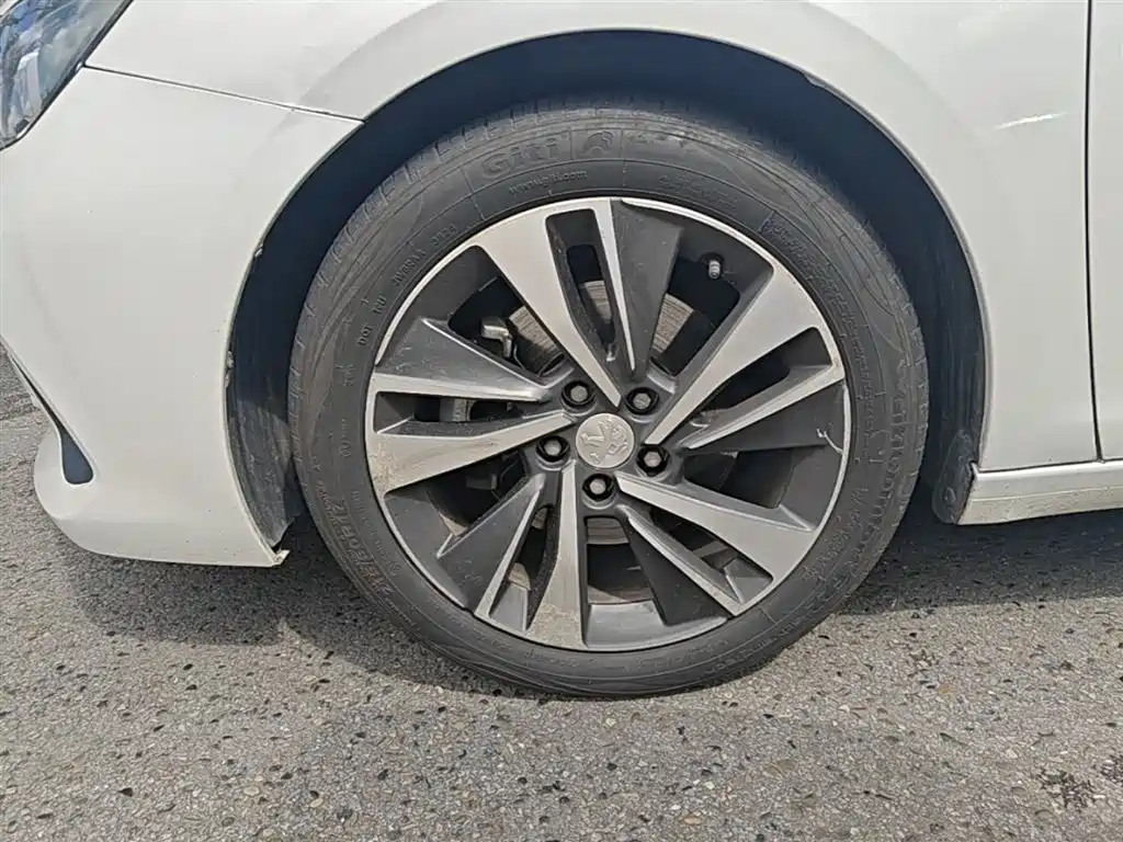 Peugeot 408 2019 360THP Auto Luxury Edition China VI фото 23