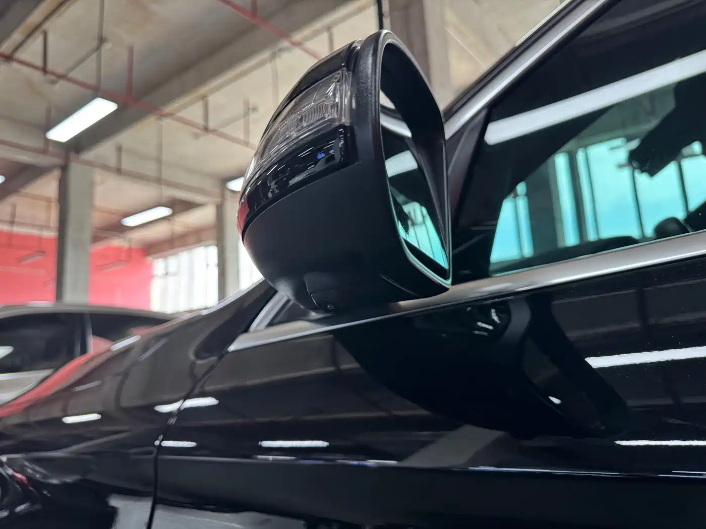 Mercedes-Benz GLC 2020 Facelift GLC 260 L 4MATIC Dynamic фото 10