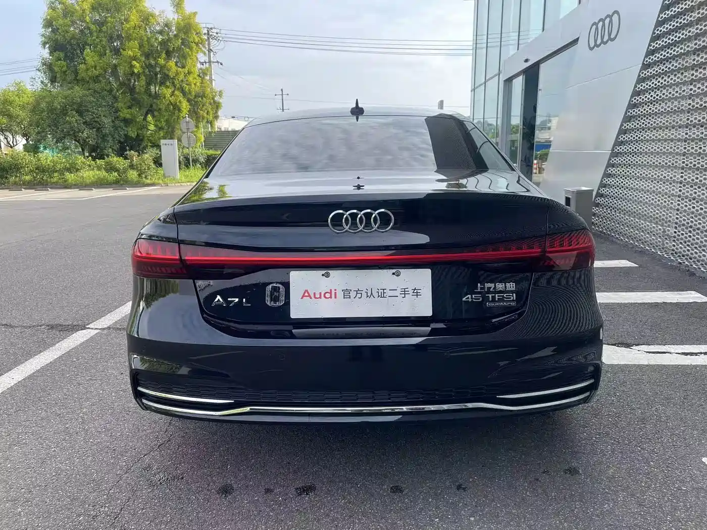 Фото 5 - Audi A7L