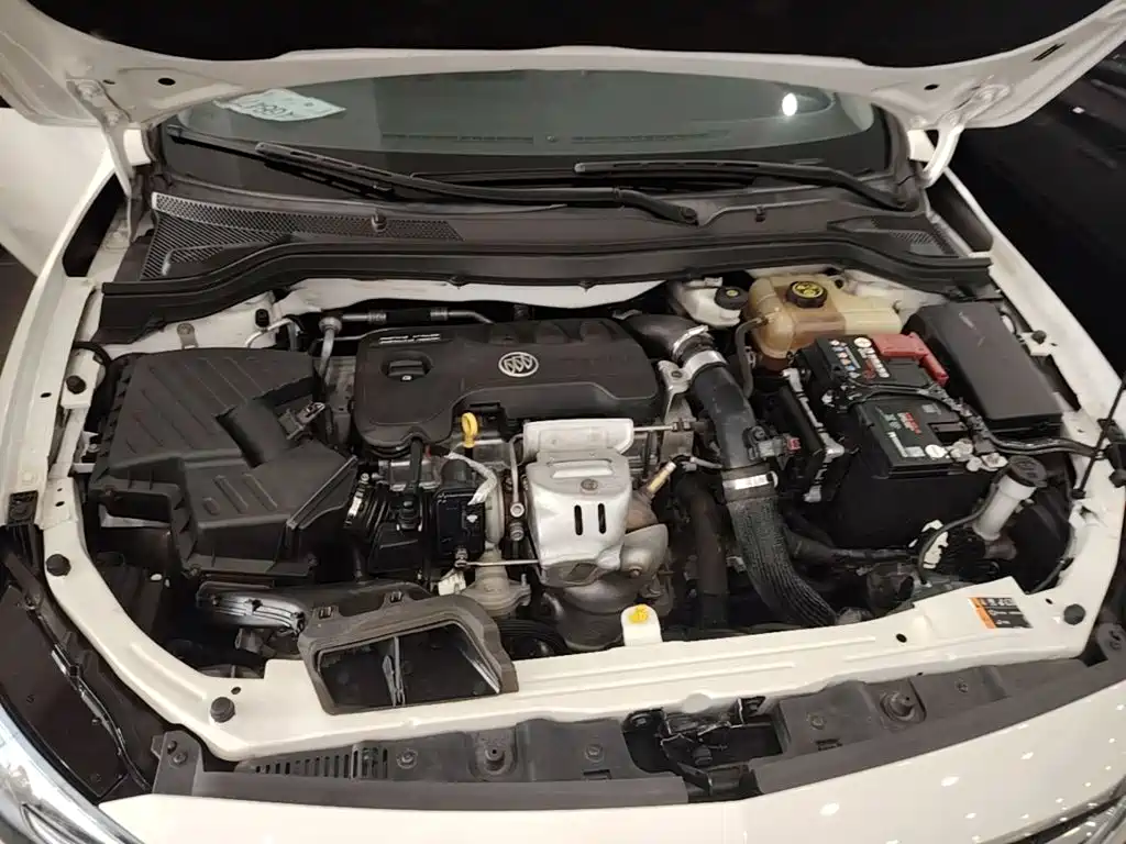 Фото 20 - Buick Excelle