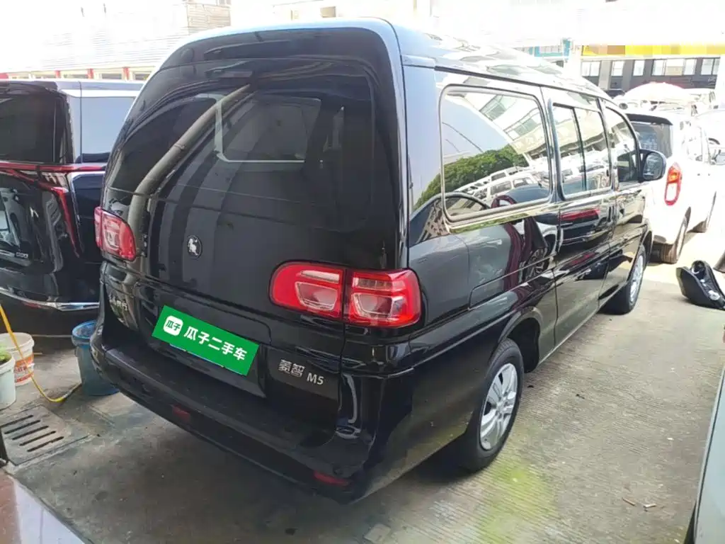 Photo 7 - Dongfeng Fengxing Lingzhi