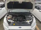 Фото 20 - Ford Focus