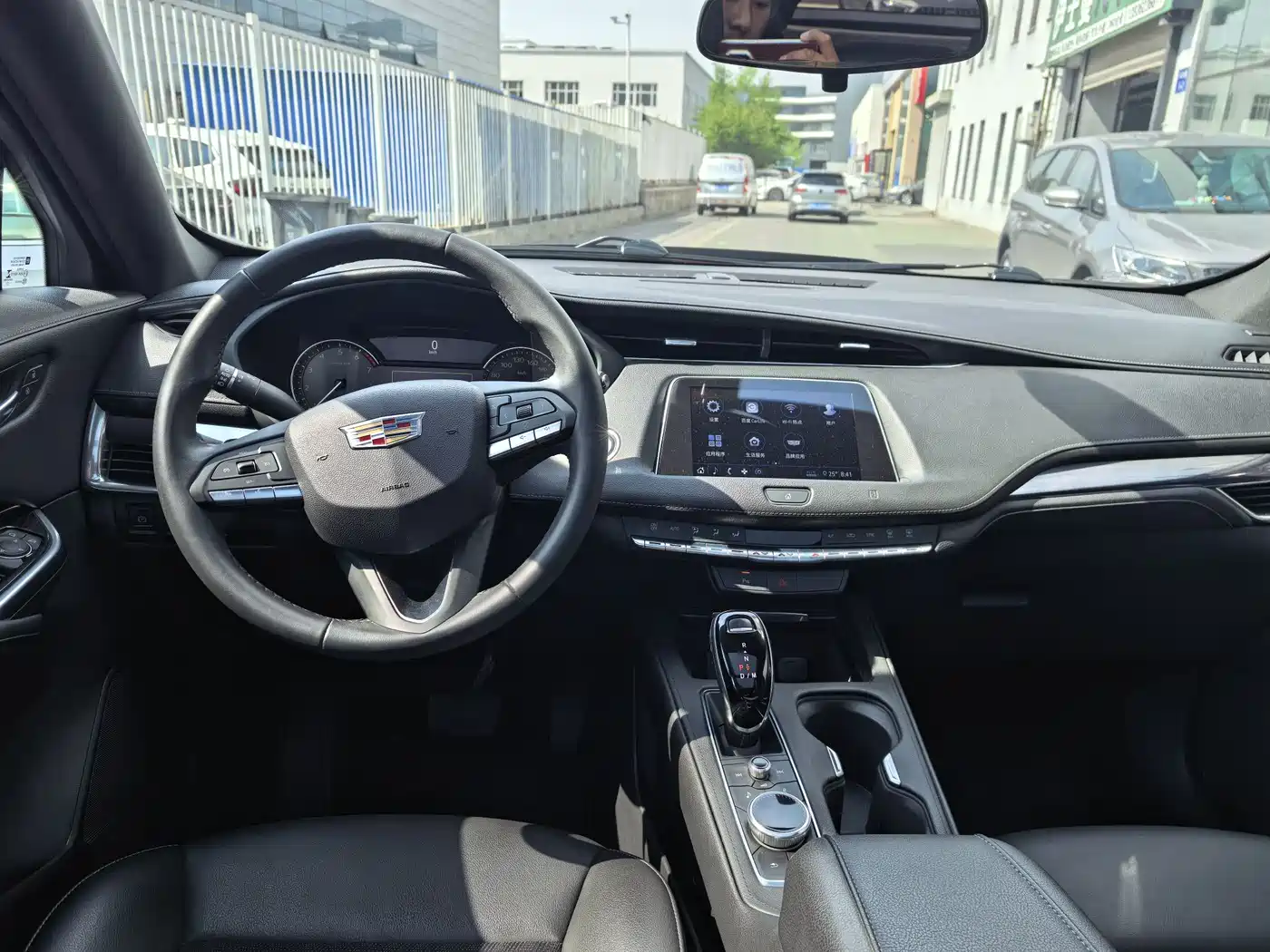 Cadillac XT4 2020 Facelift 28T 2WD Tech фото 8