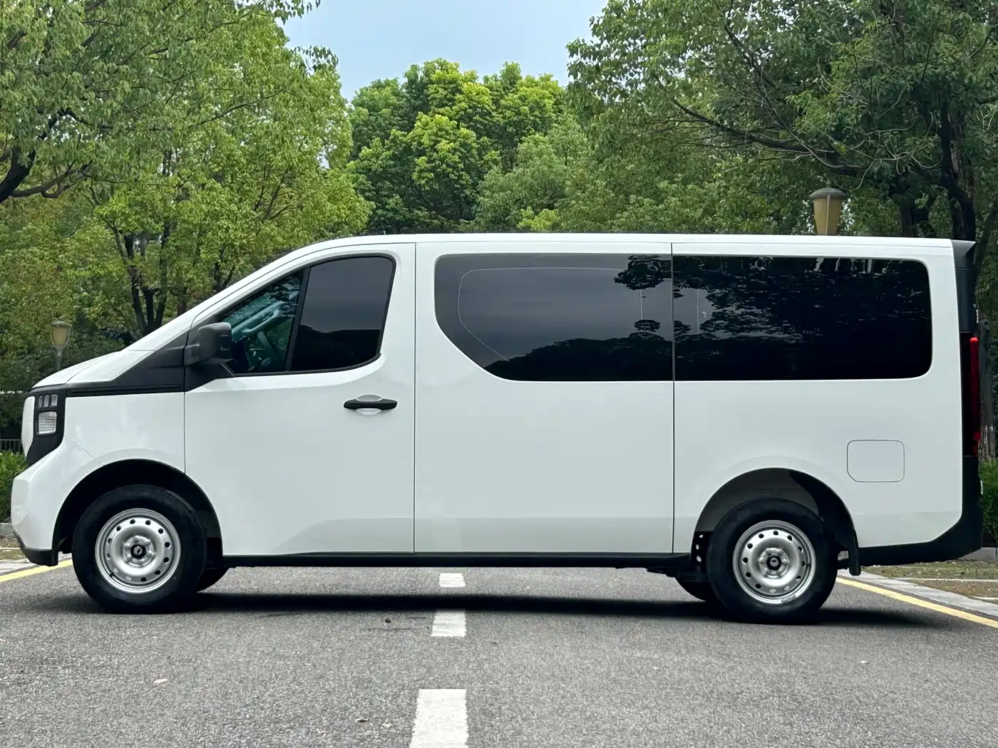 Changan Kaicheng V919 2026 2025 Model Glory Edition Golden Shield 50kwh Short Wheelbase Low Roof Elite Type 6-seater