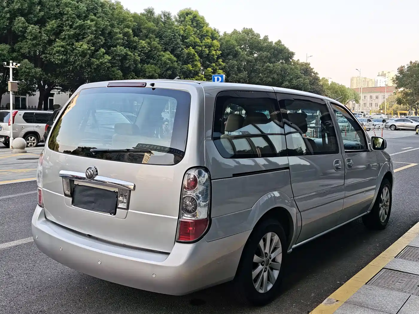 Buick GL8 2014 2.4L Classic Edition фото 8