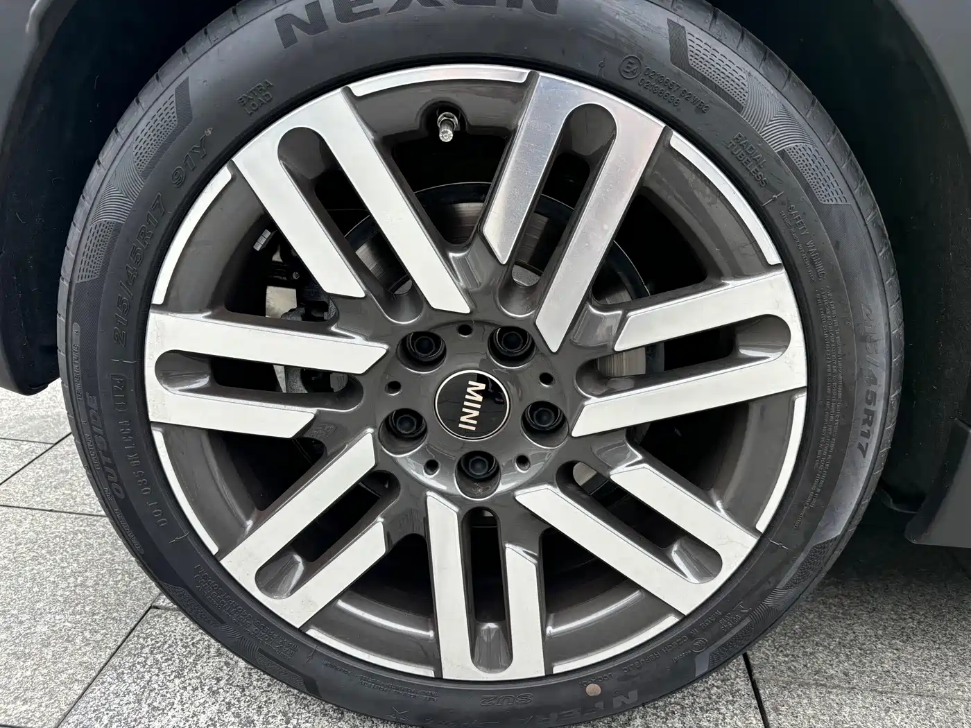 Фото 8 - MINI MINI