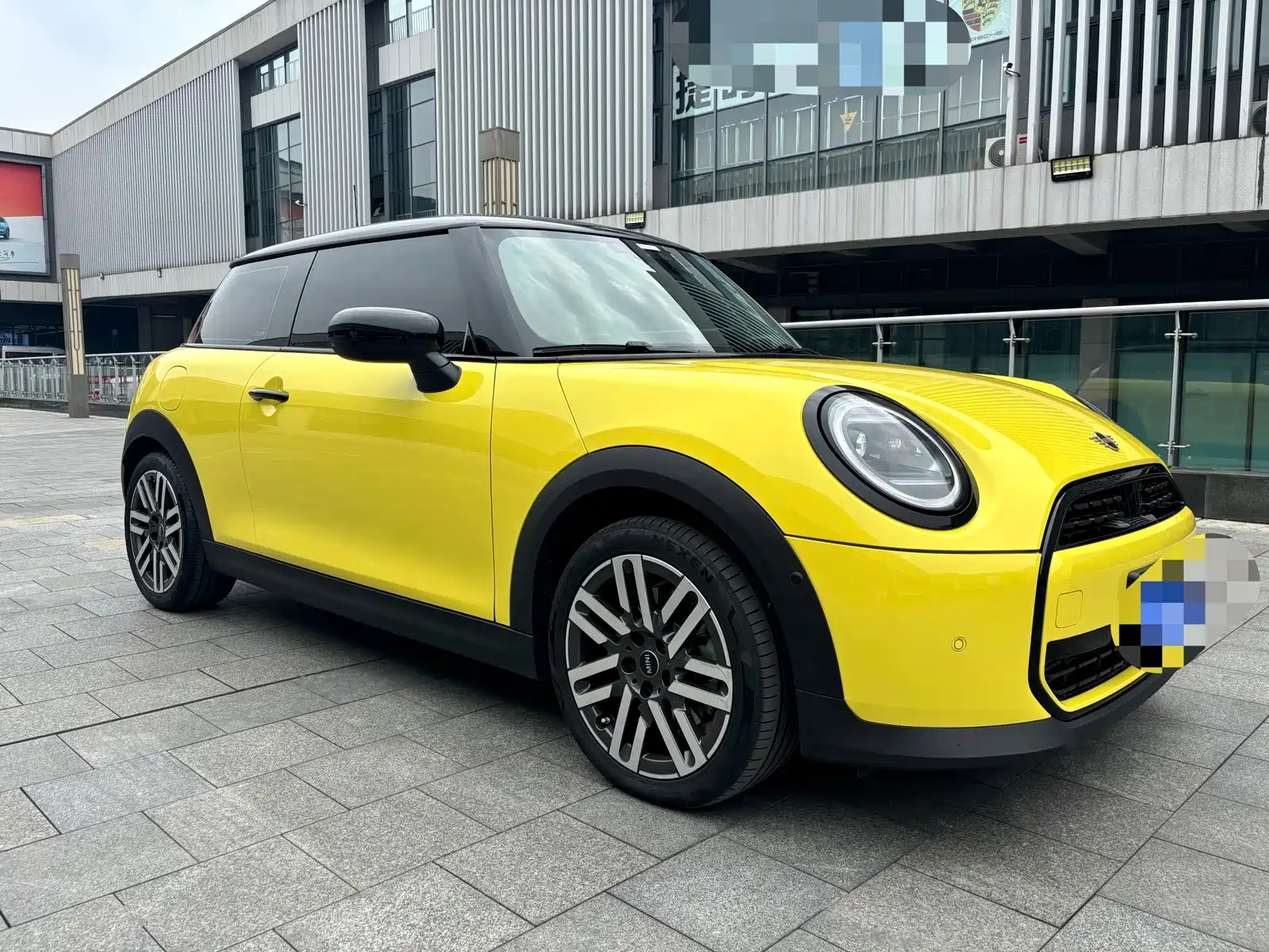 Фото 3 - MINI MINI