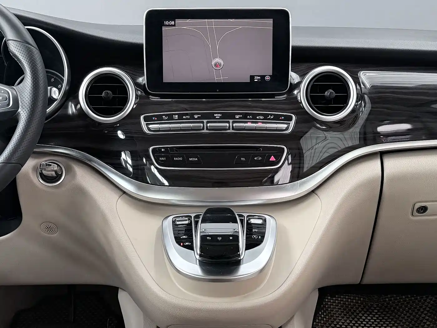 Mercedes-Benz V-Class 2017 2016 V 260 Navigator