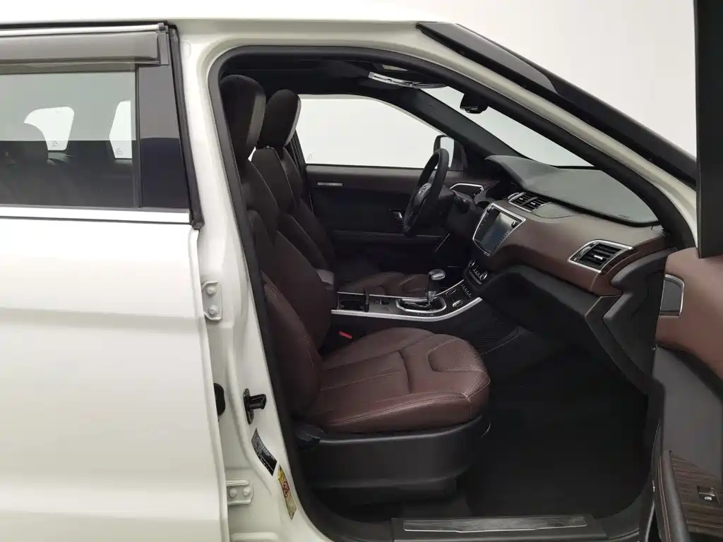 Landwind X7 2016 2015 2.0T Panorama Premium