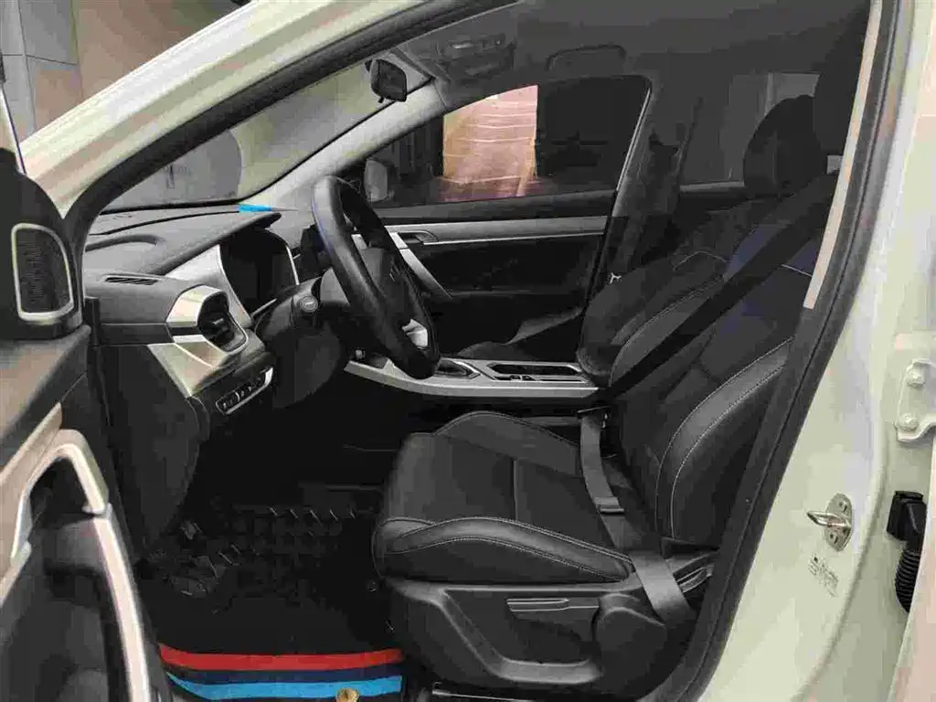 GEELY AUTOMOBILE BINYUE