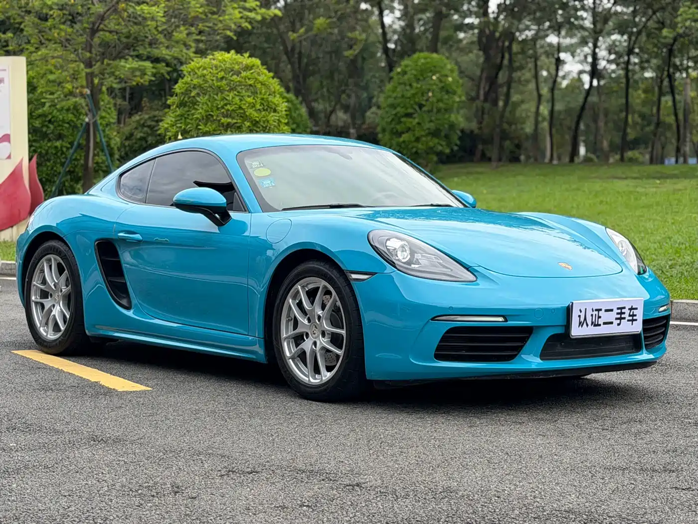 Porsche 718 2018 Cayman 2.0T фото 3