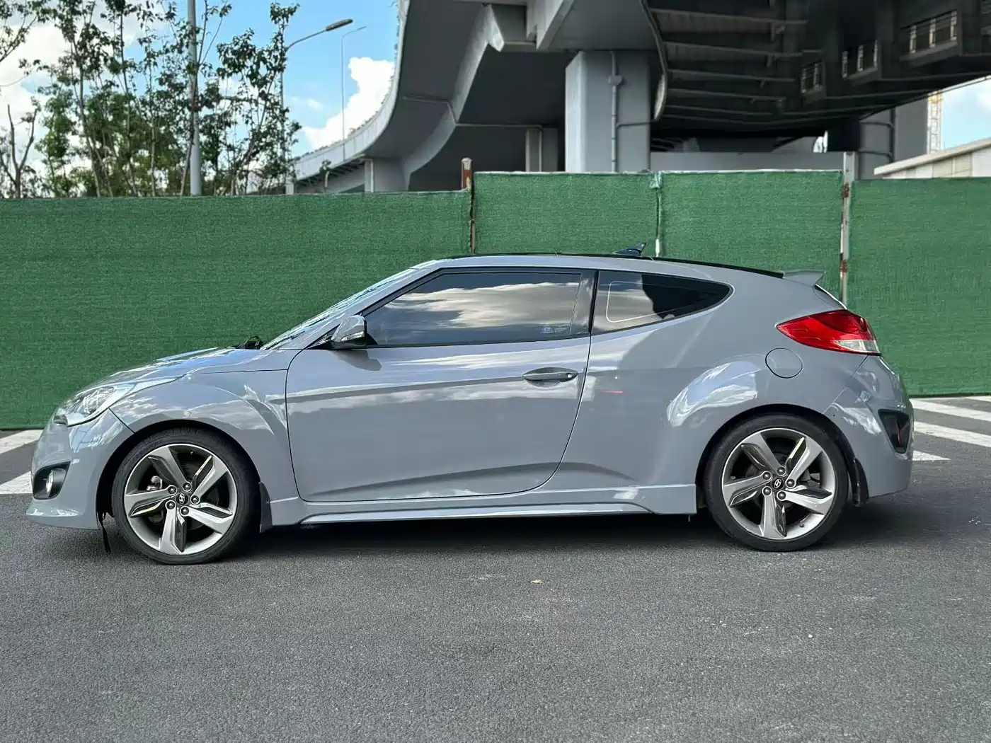 Hyundai Veloster 2013 2012 1.6T Automatic Luxury