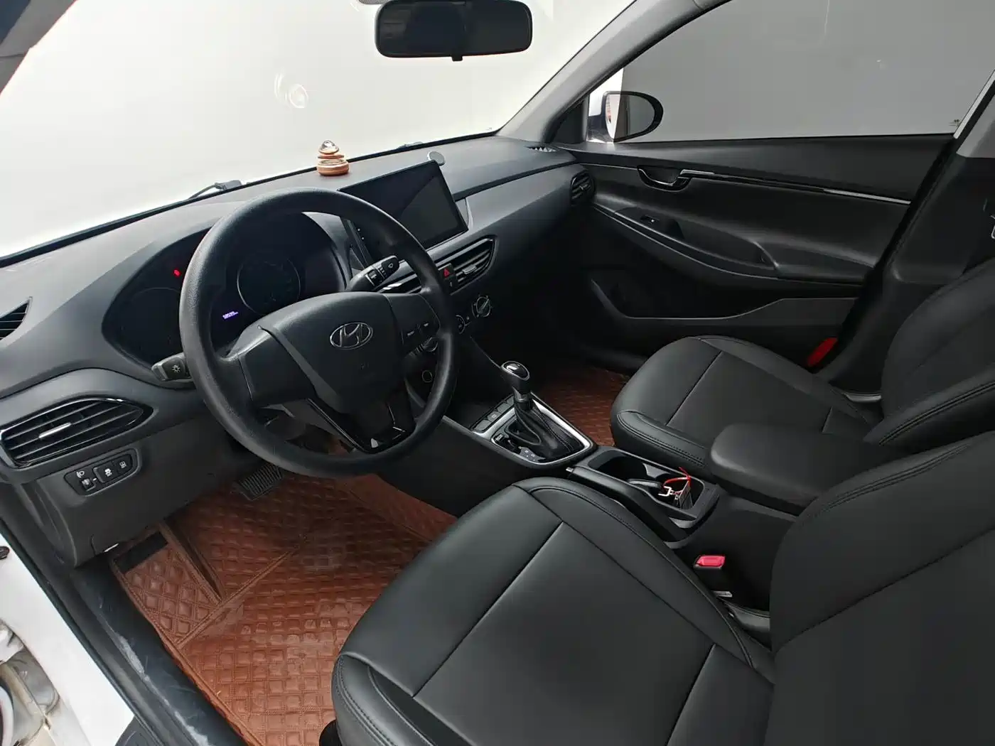 Hyundai Elantra 2020 1.6L Auto GL Pleasing Edition фото 7