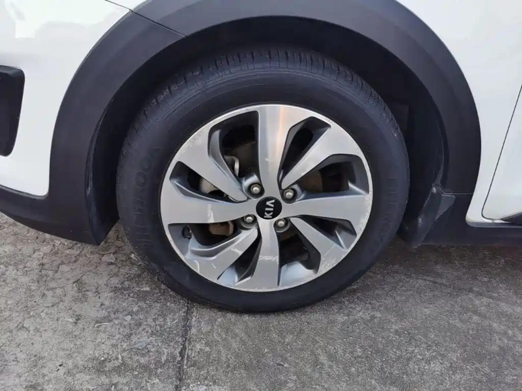 Kia KX CROSS 2018 2017 1.4L AT GLS