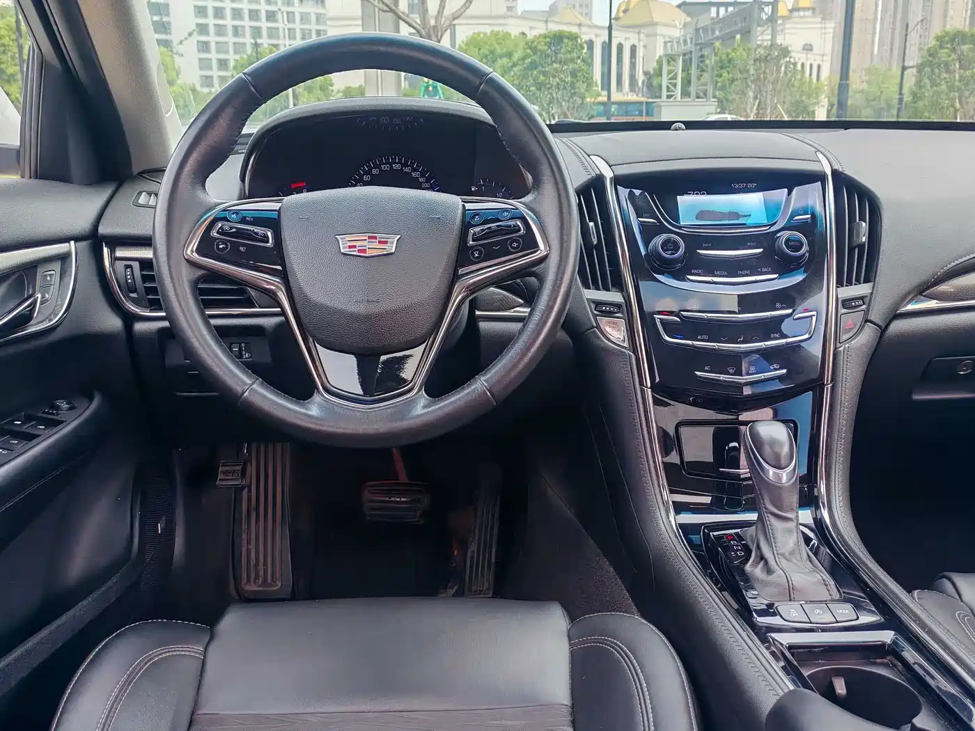 Cadillac ATS-L 2016 28T Technology фото 13