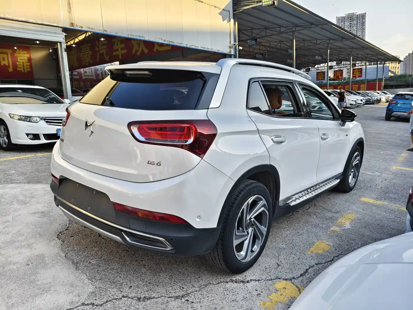 DS 6 2016 2014 1.6T Premium THP200