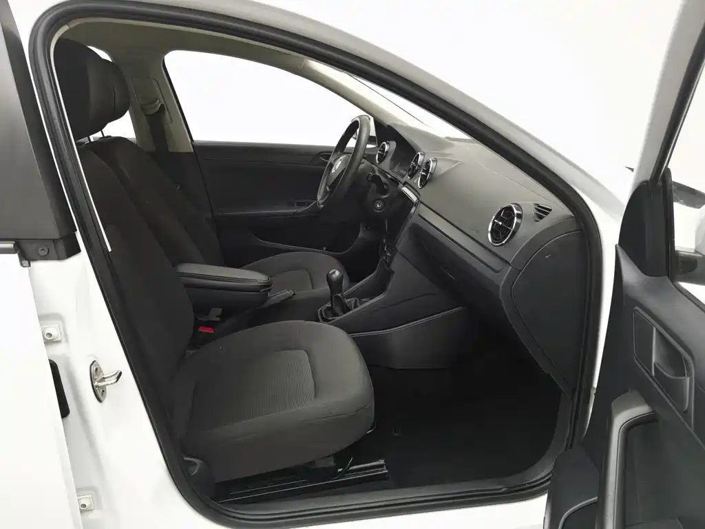 Photo 23 - Volkswagen Jetta