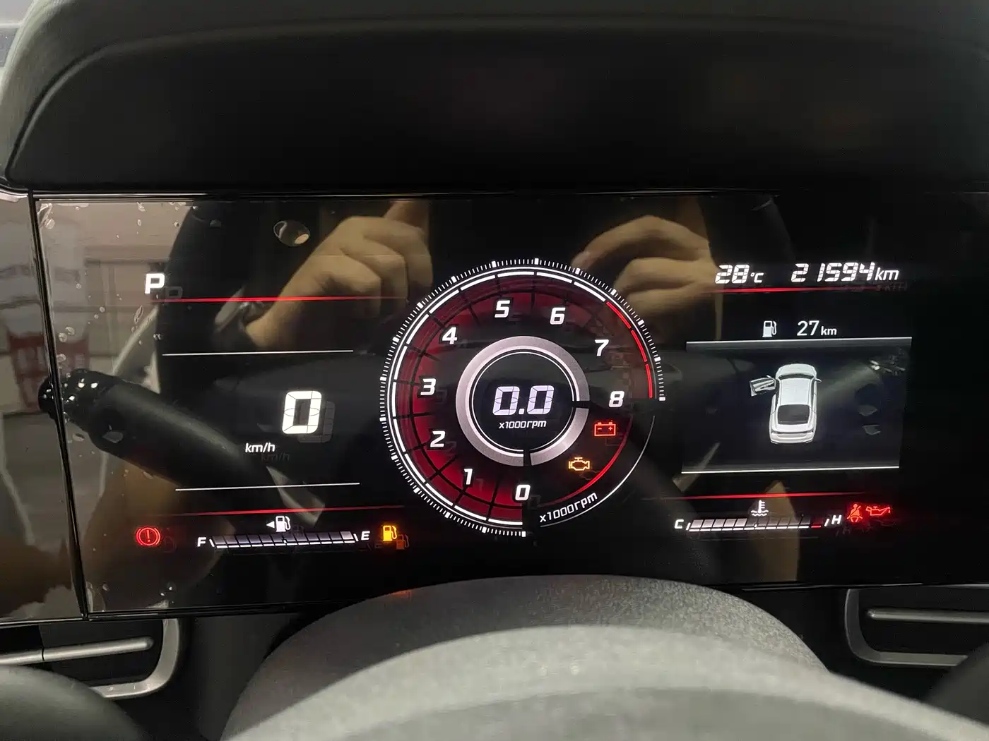 Hyundai Elantra 2022 1.5L CVT LUX Premium Edition фото 13