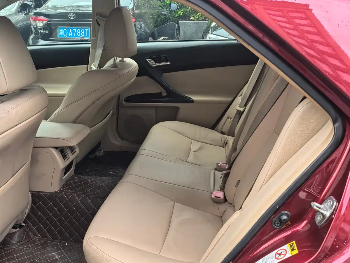 Toyota Reiz 2012 2.5V Grace Elite Styling Edition фото 9