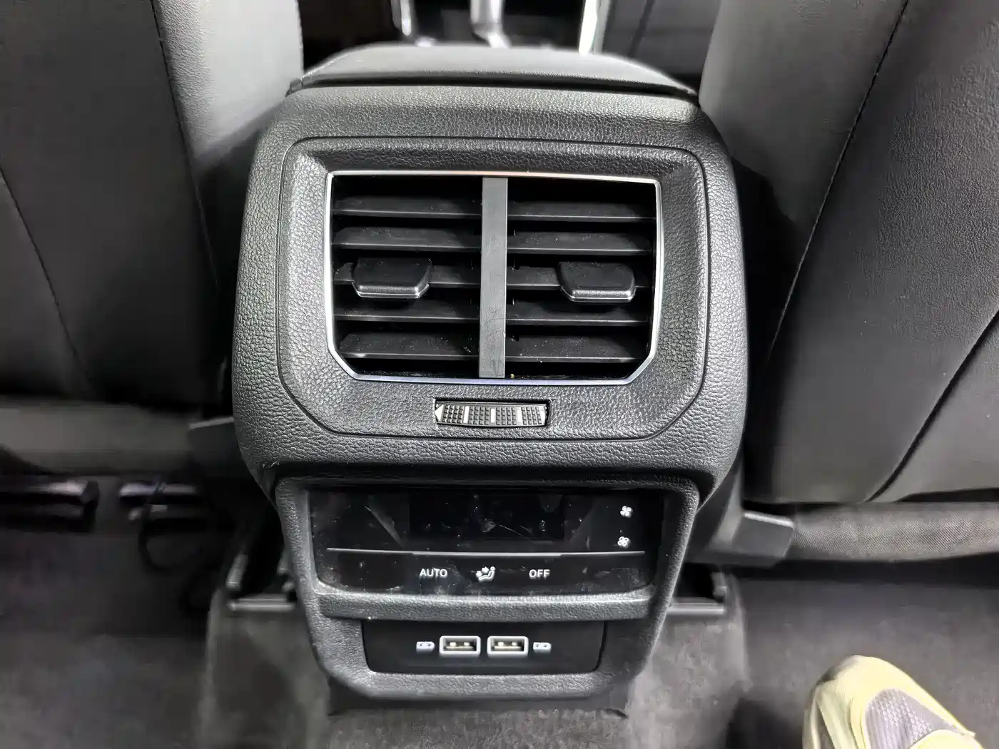 Volkswagen Tayron 2023 280TSI 2WD Luxury Plus Advanced Edition фото 10