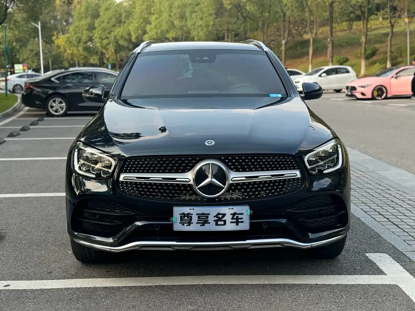 MERCEDES-BENZ GLC