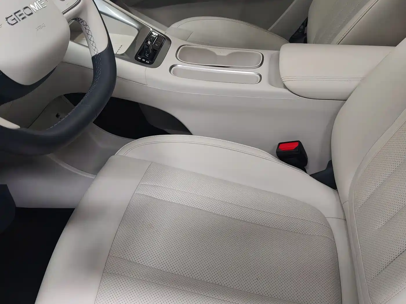 Geely Galaxy Starry Wish 2025 UP 410km Explorer Edition фото 36