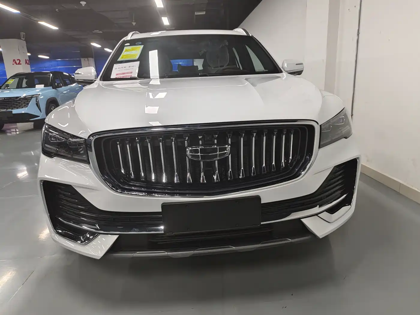 Фото 2 - Geely Xingyue L