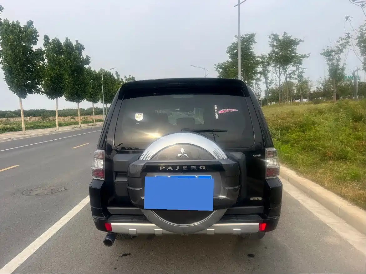 Фото 7 - Mitsubishi Pajero (Import)