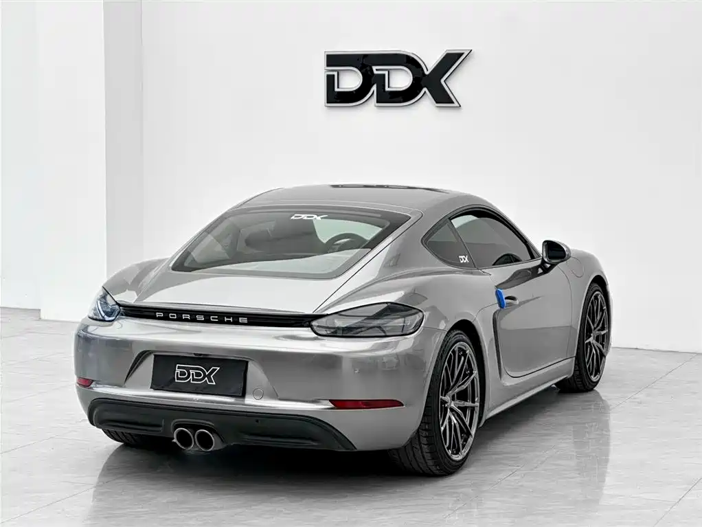 Porsche 718 2016 Cayman 2.0T фото 5