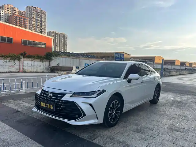TOYOTA ASIAN DRAGON 2023