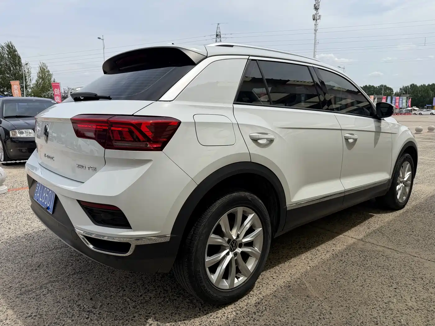 Volkswagen T-ROC 2022 280TSI DSG 2WD Elite PLUS фото 8