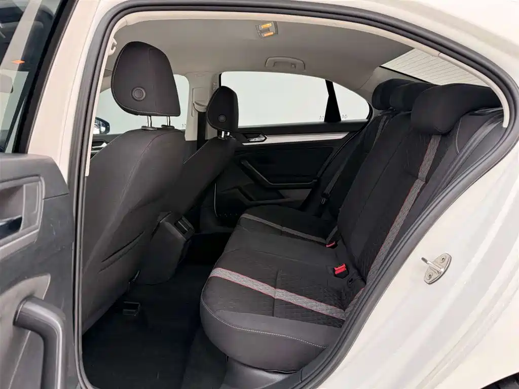 Volkswagen Lamando 2019 230TSI DSG Fashion Edition China VI фото 17